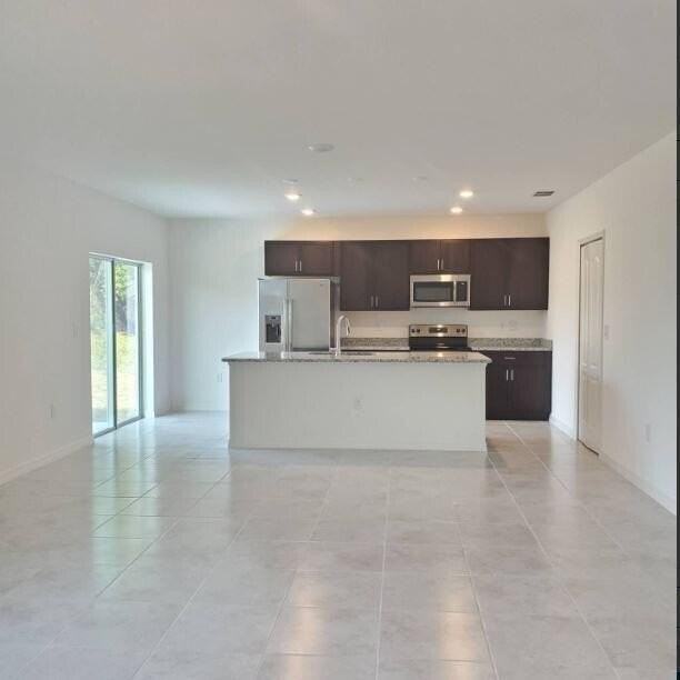 971 Sw Nichols Ter - Photo 5 of 24