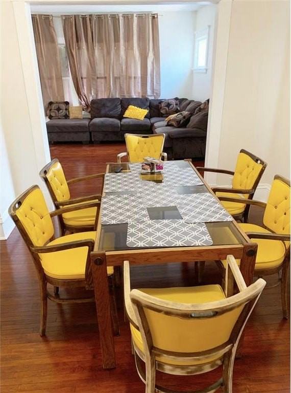 2818 Dupont Ave N - Photo 7 of 16