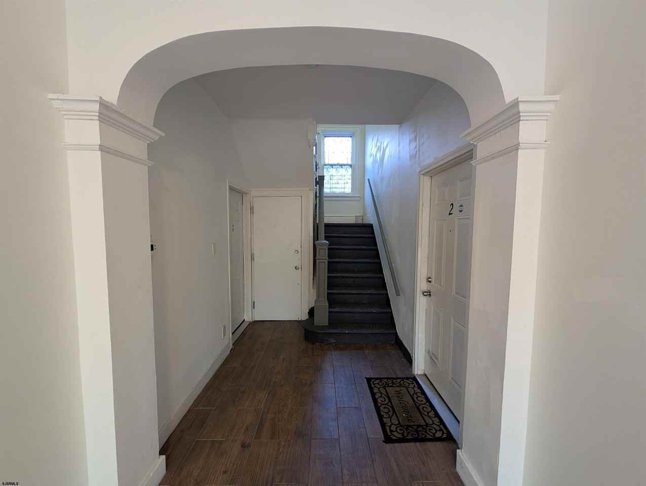 105 S Albion Pl - Photo 7 of 15