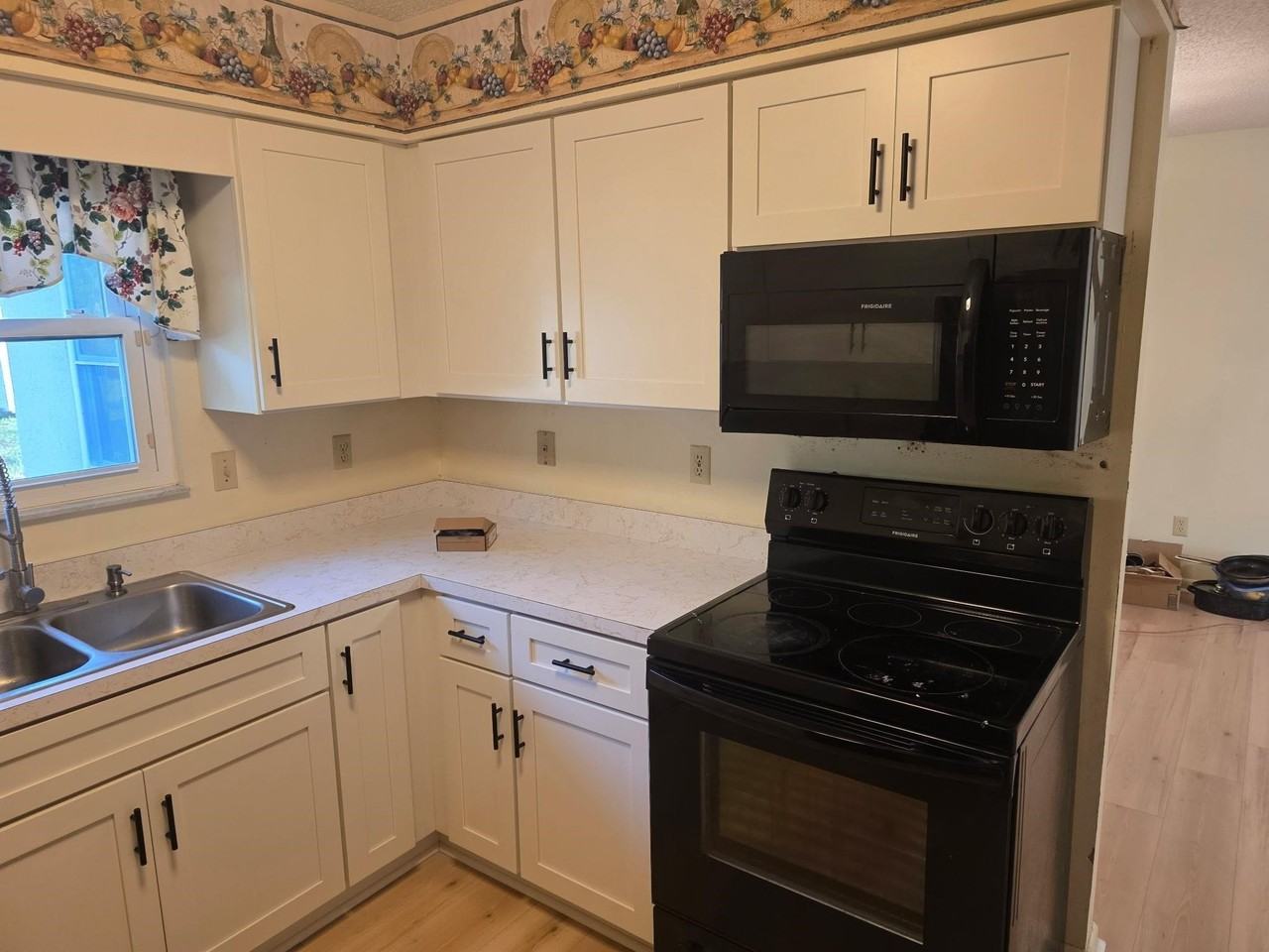 481 Emerald Rd - Photo 5 of 5