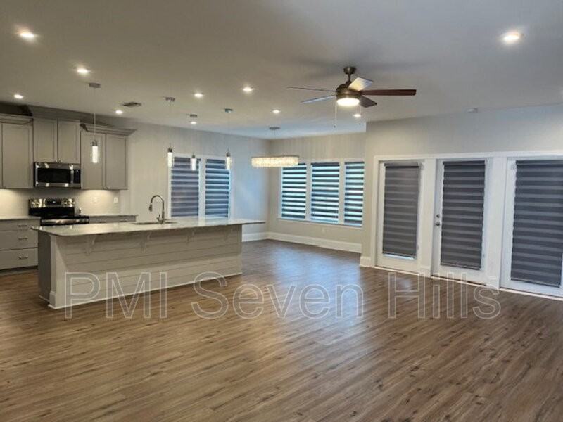 3948 Ella Dr - Photo 3 of 24