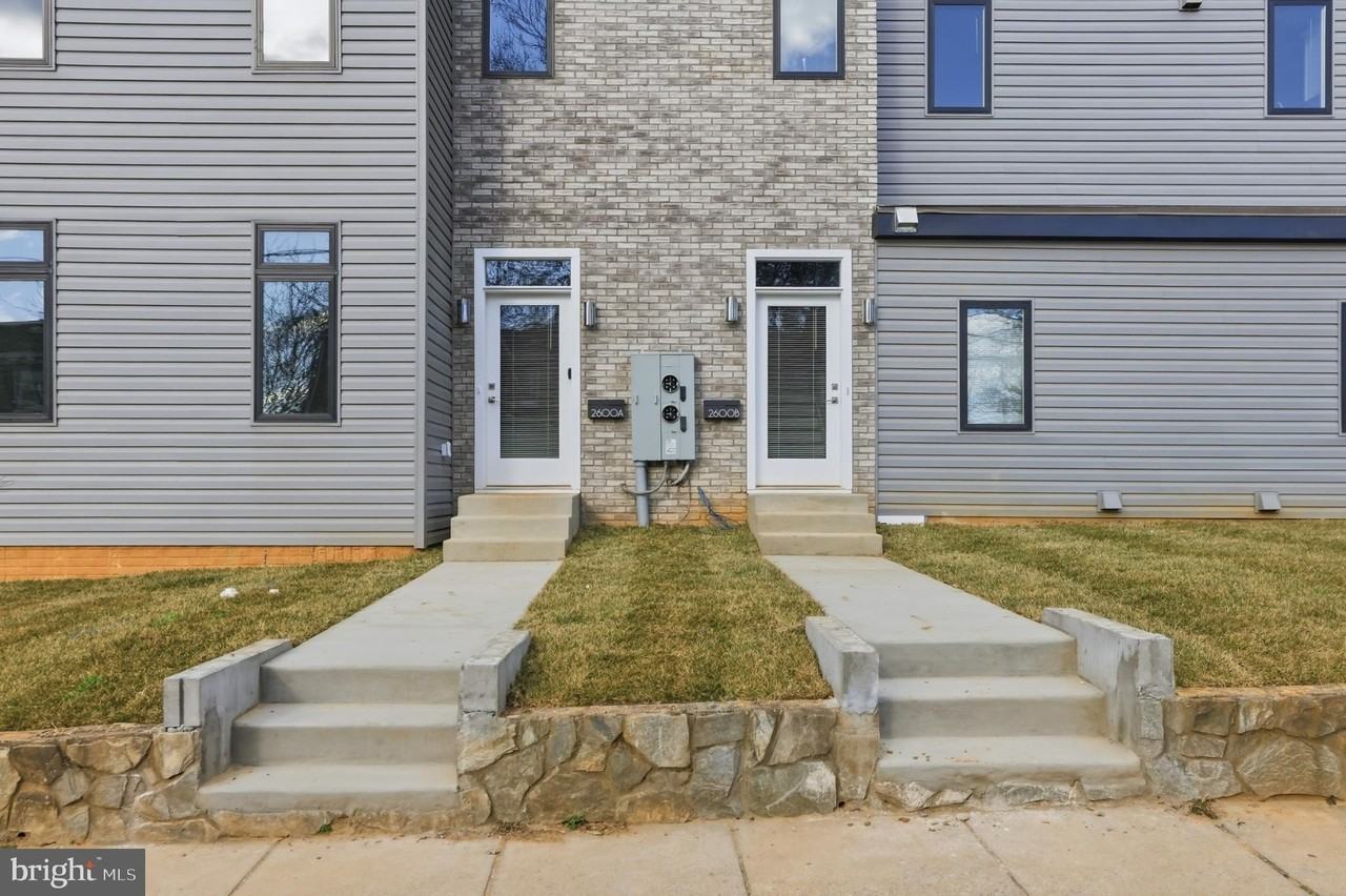 2600 4th St Ne Unit B #B - Photo 3 of 34