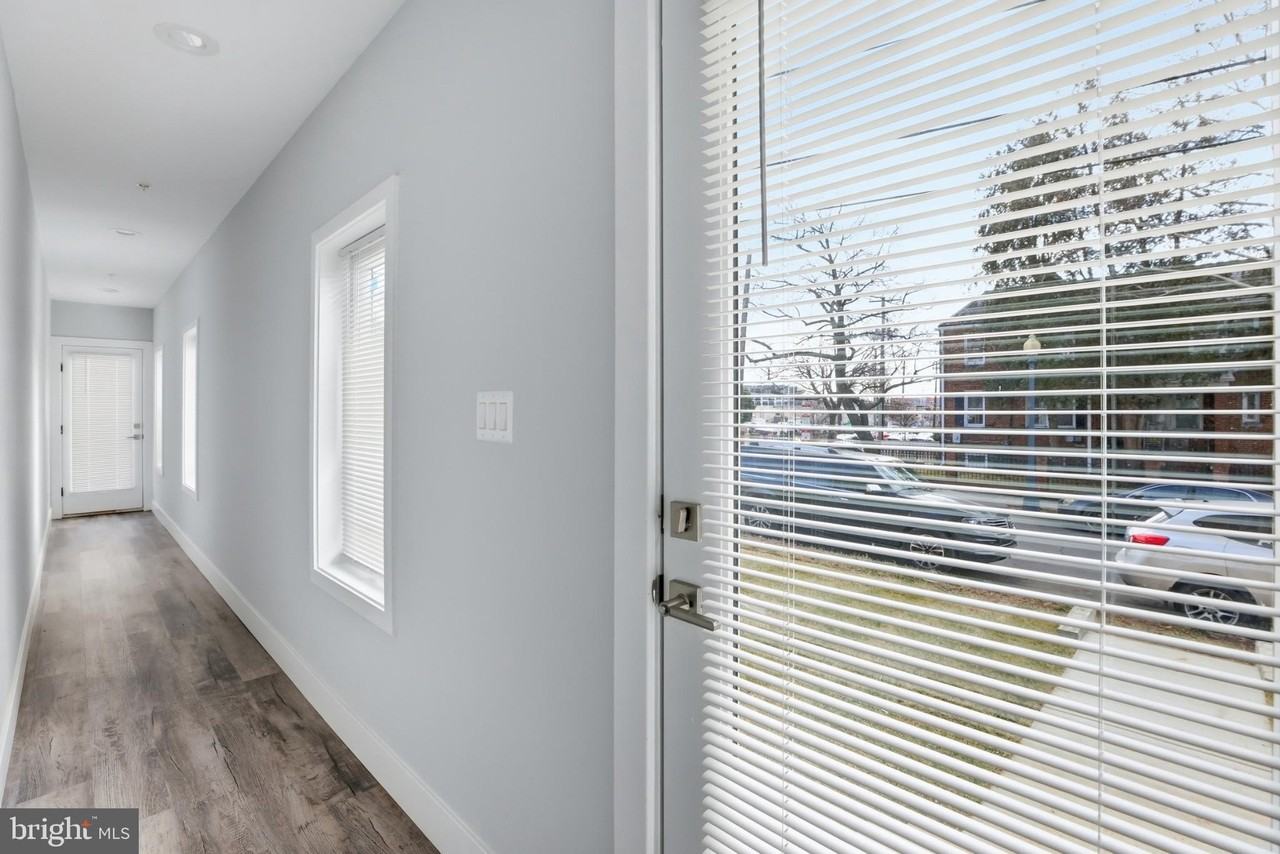 2600 4th St Ne Unit B #B - Photo 5 of 34