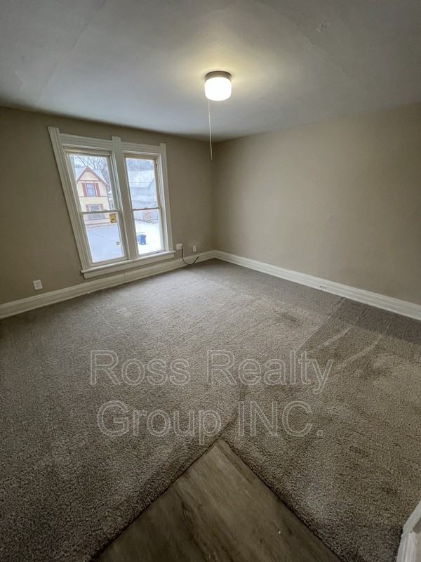 812 Euclid Ave - Photo 3 of 8