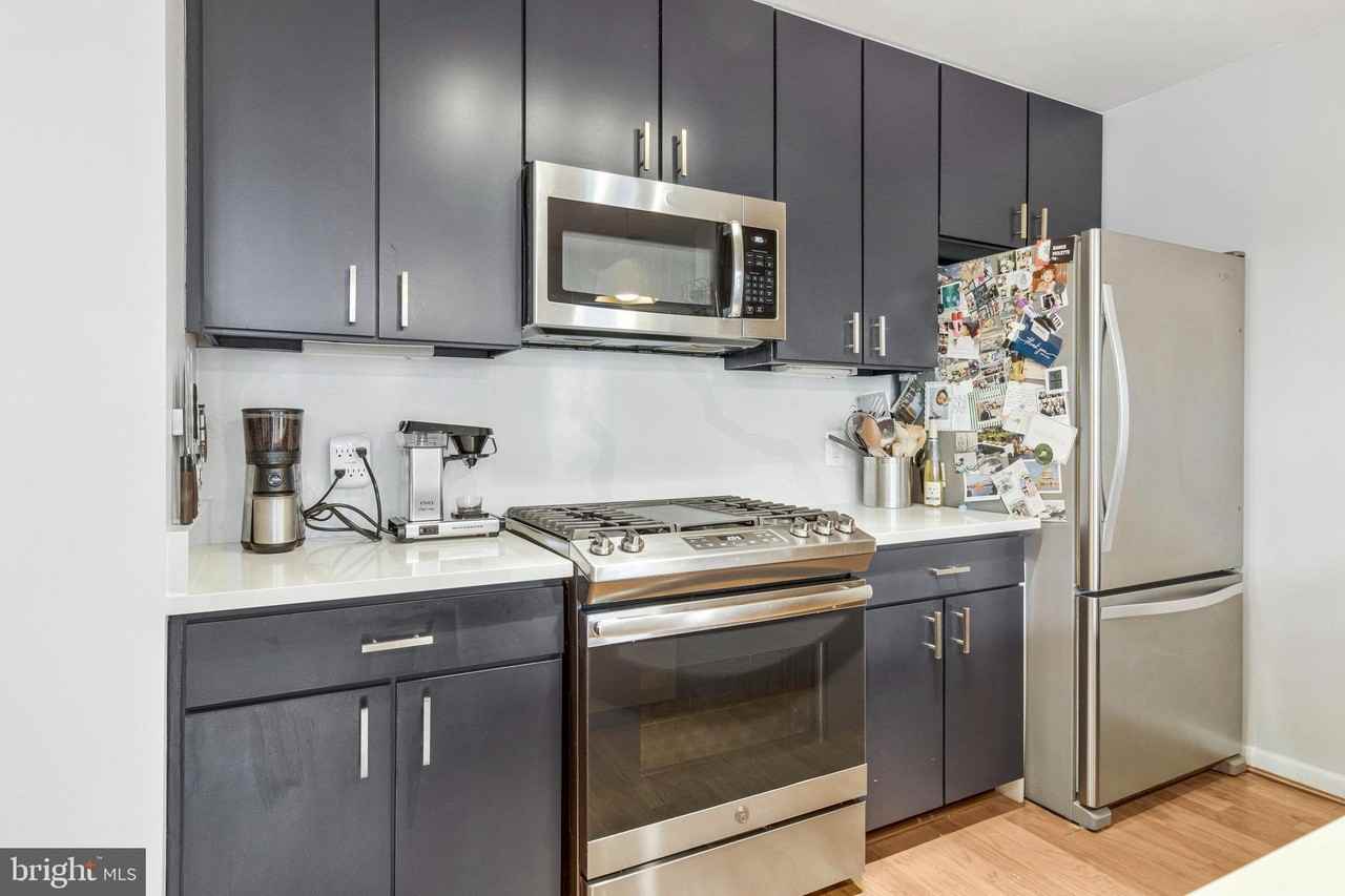 1001 L St Nw Apt 908 #908 - Photo 7 of 25