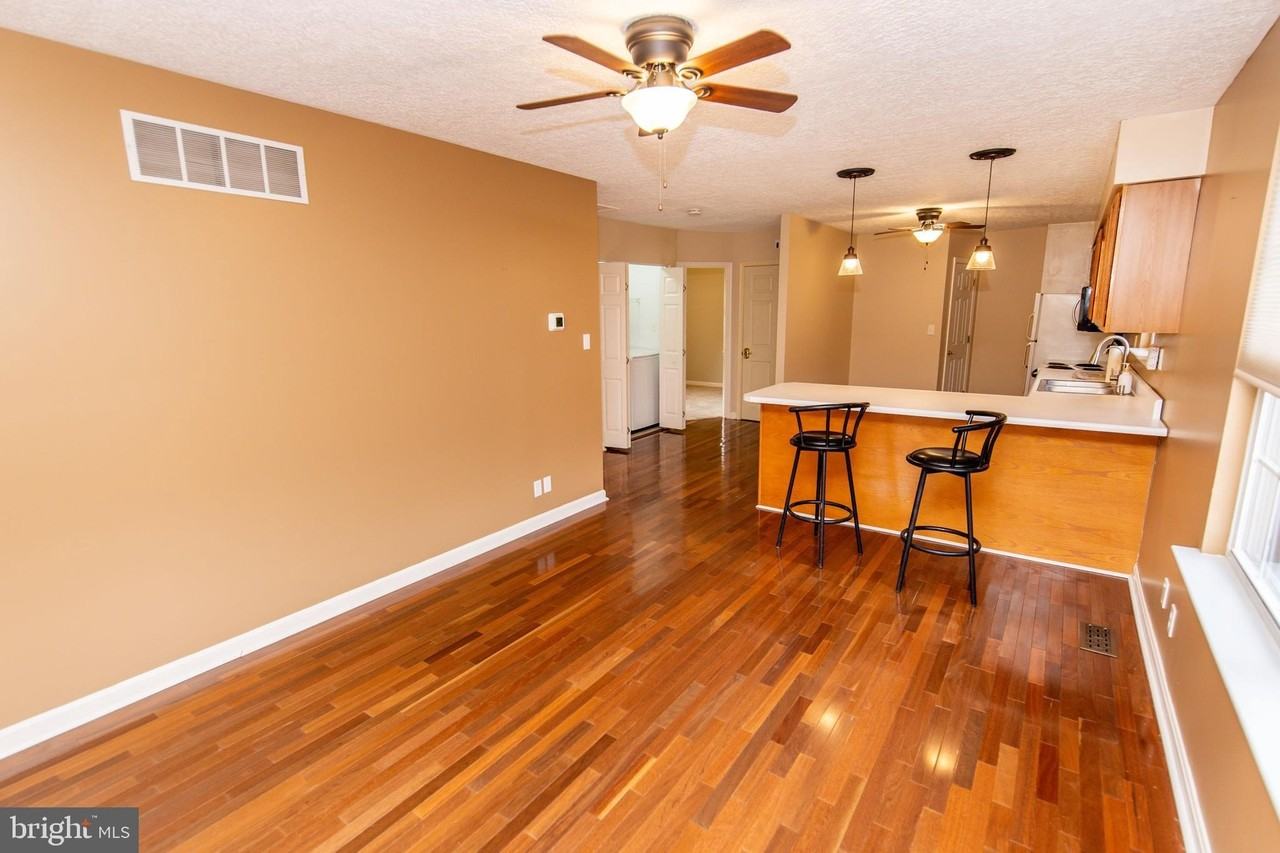 2743 Rutland Rd - Photo 4 of 37