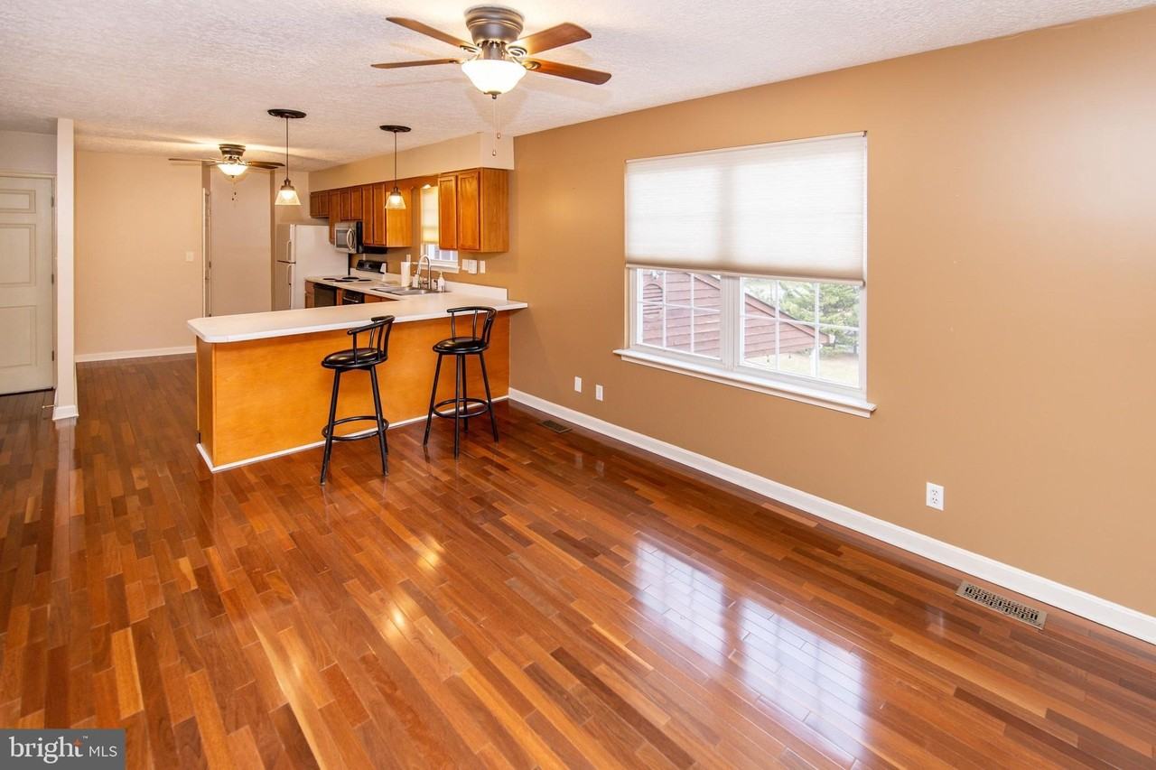 2743 Rutland Rd - Photo 6 of 37