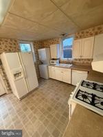 featured image of 15 N Lee St