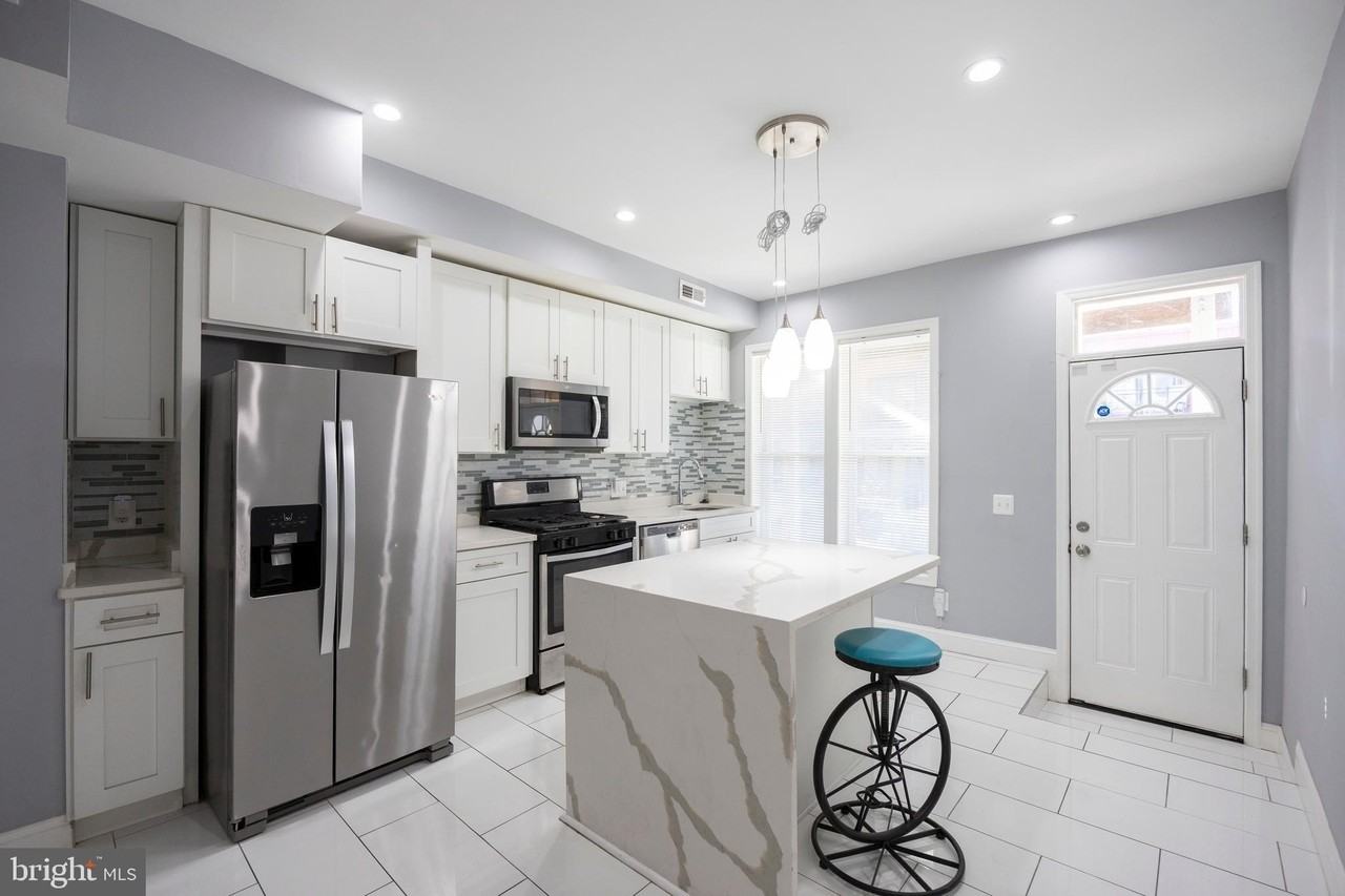 10 N Ellwood Ave - Photo 7 of 27