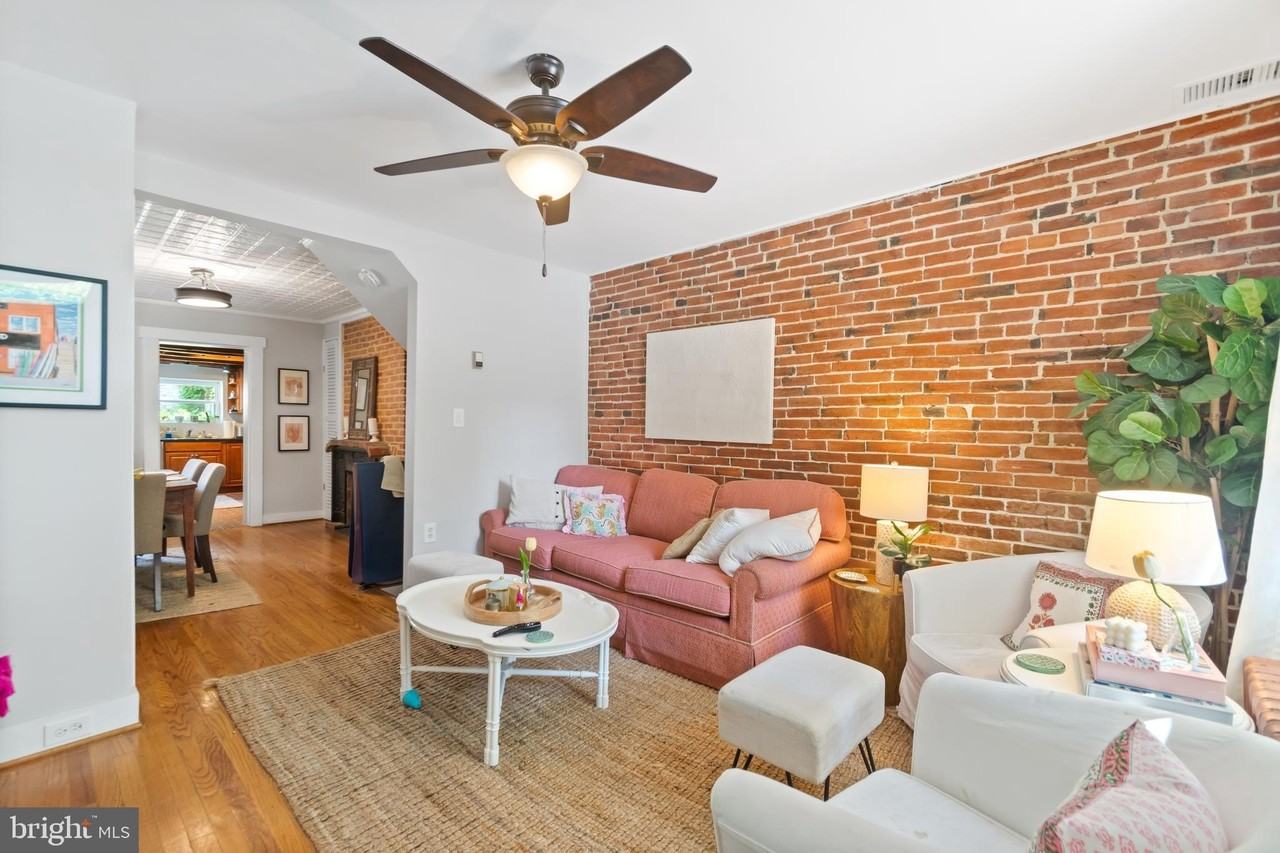 12 E Henrietta St - Photo 4 of 24