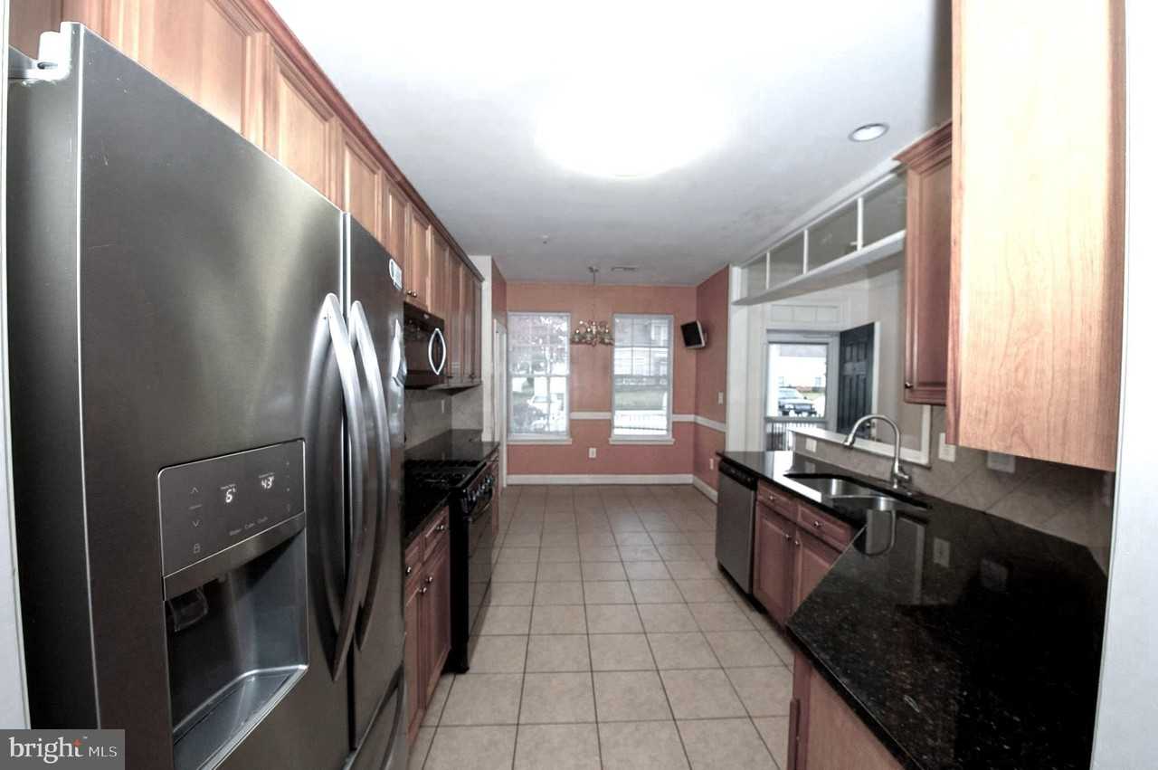 13204 Rabbit Chase Rd - Photo 2 of 35