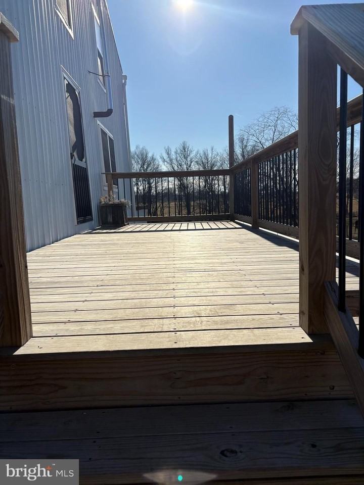 1013 Chrome Rd - Photo 2 of 13