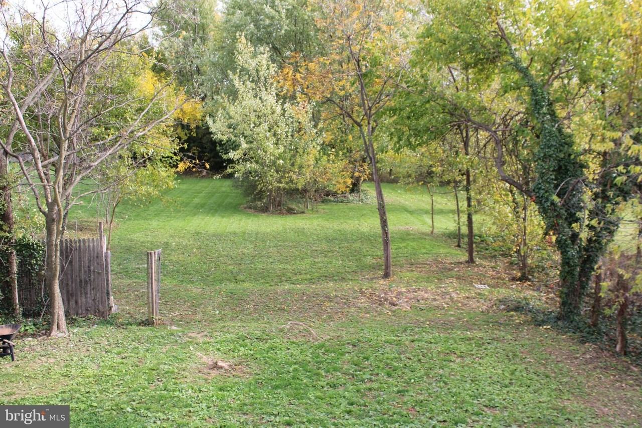 5474 Mulberry St - Photo 4 of 24