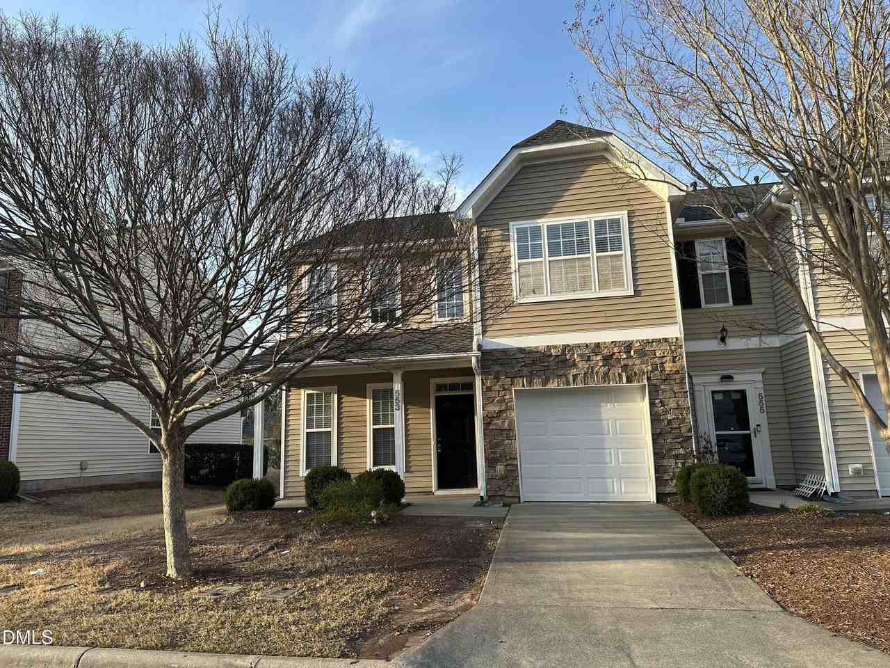 553 Writers Way - Photo 2 of 22