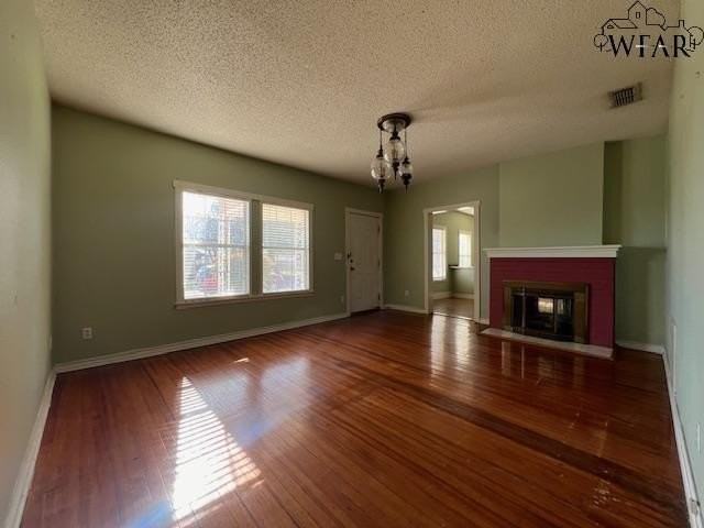 2126 Avenue K - Photo 2 of 11