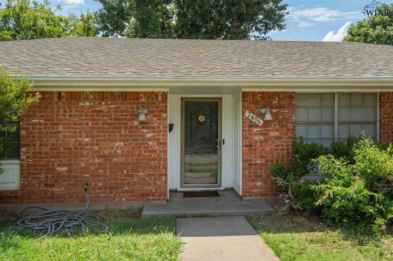 2406 Picadilly Ln - Photo 2 of 30