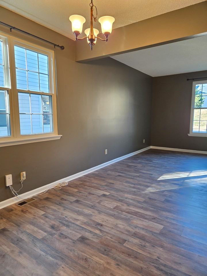 2624 Constitution Dr - Photo 2 of 29