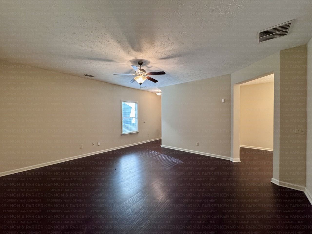 1587 Winifred Ln - Photo 4 of 28