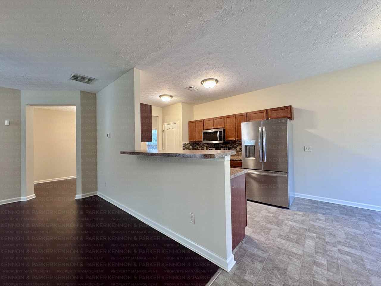 1587 Winifred Ln - Photo 5 of 28