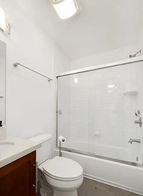 4702 Fulton Ave - Photo 2 of 8
