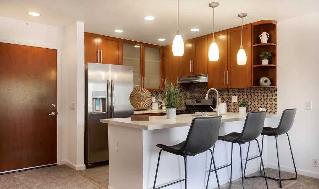 4702 Fulton Ave - Photo 7 of 8