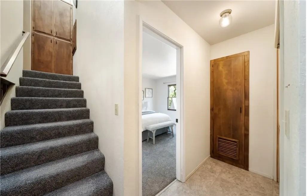 1106 Oceanaire Dr - Photo 7 of 18