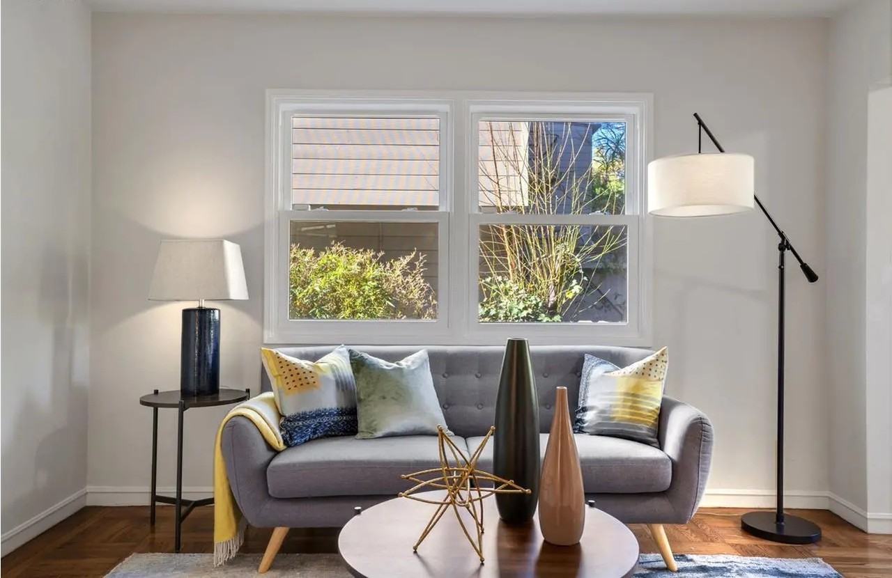 2147 Stuart St - Photo 4 of 13