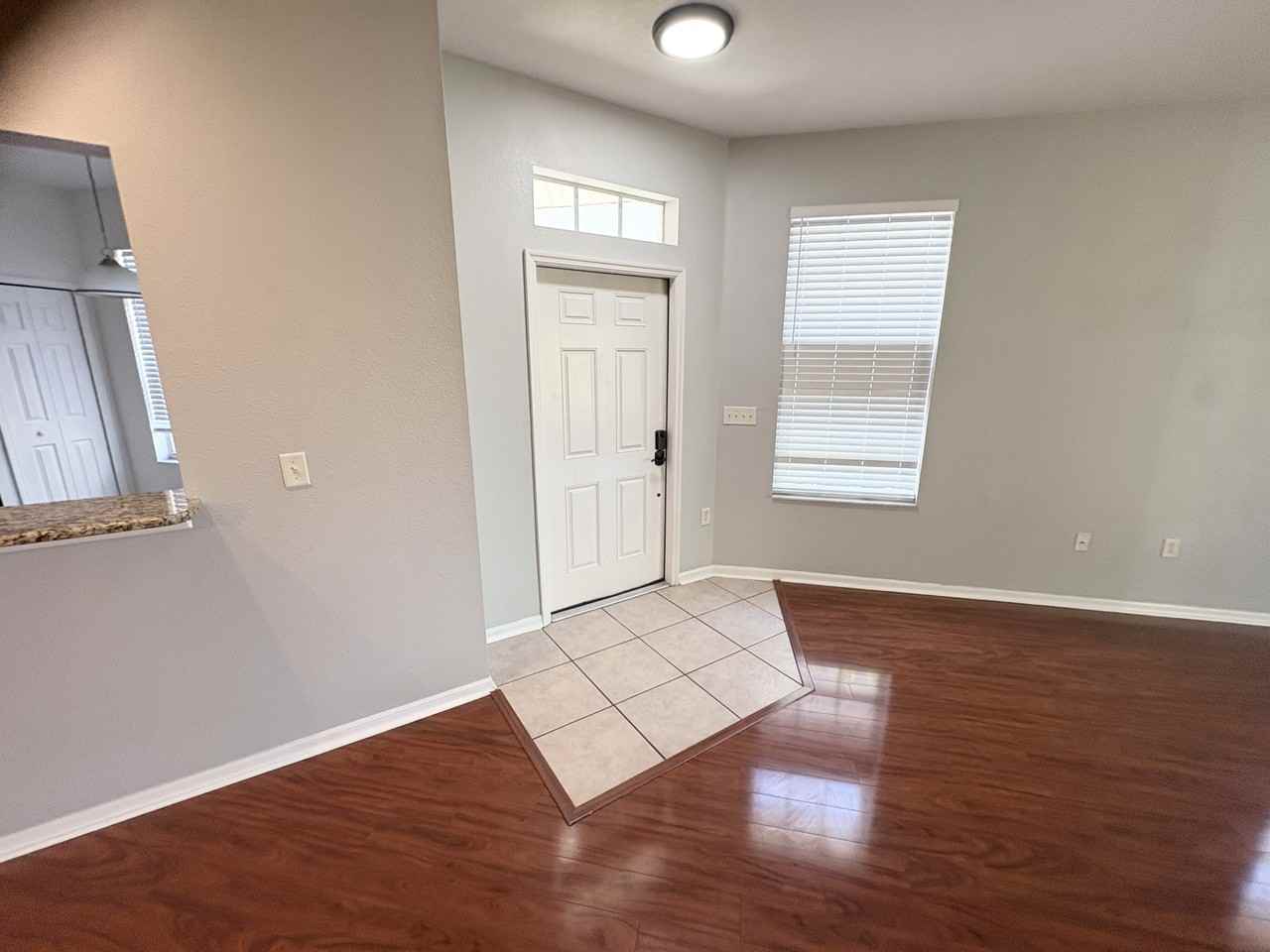 34801 Double Eagle Ct - Photo 5 of 23