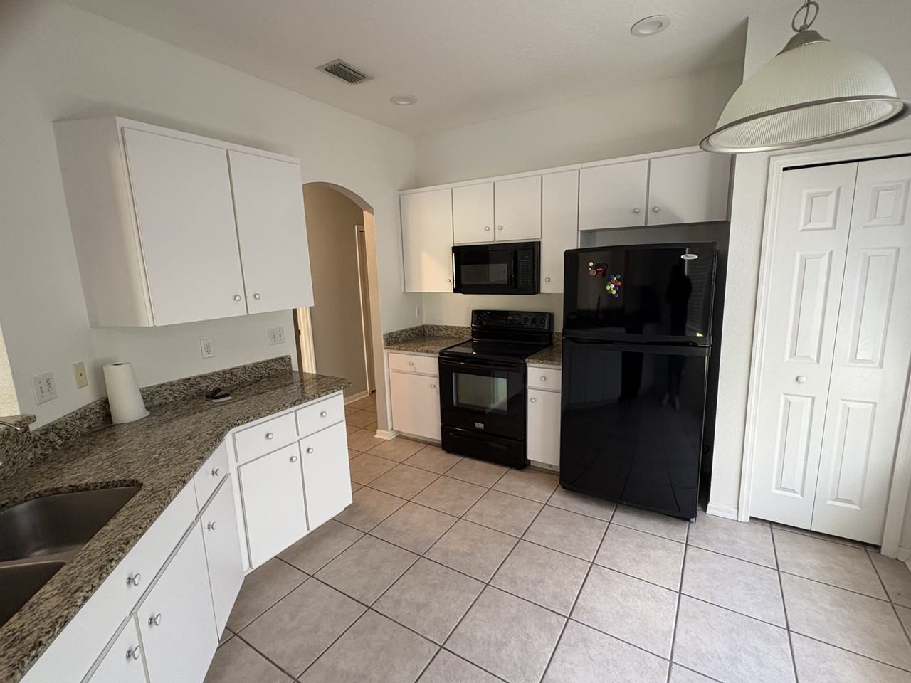 34801 Double Eagle Ct - Photo 6 of 23