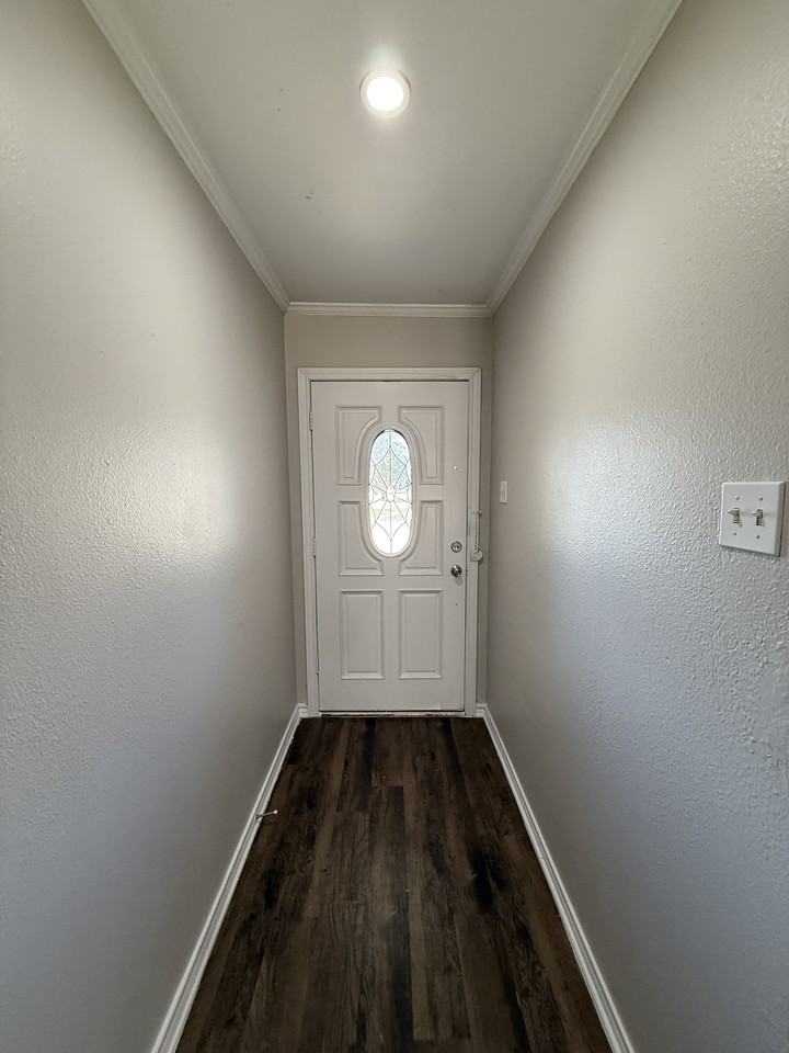 4804 Chickadee Dr - Photo 2 of 15