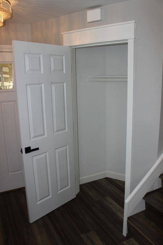 9165 1/2 Noble Ave - Photo 4 of 28