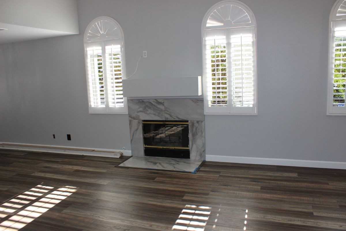 9165 1/2 Noble Ave - Photo 5 of 28