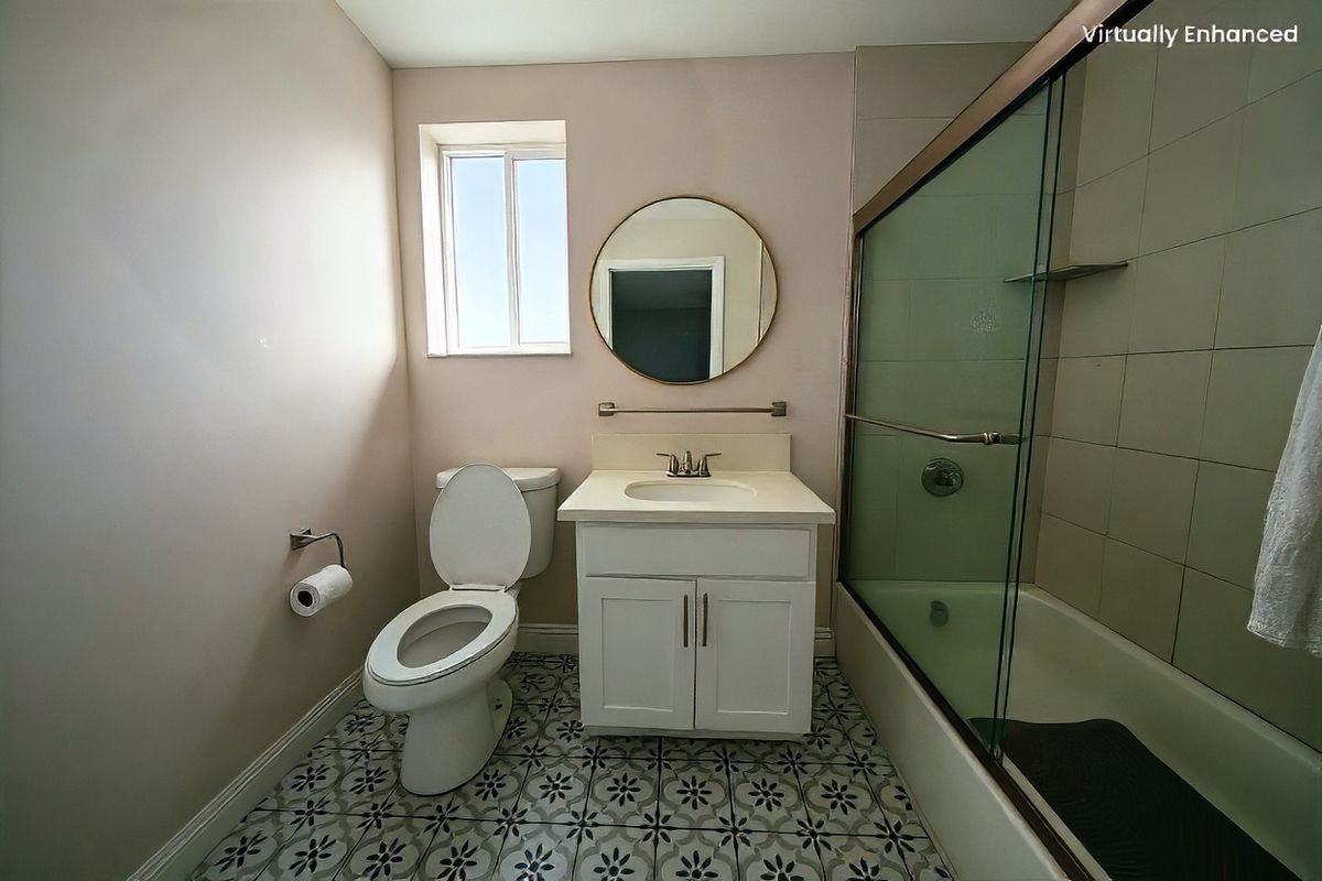 2409 N Wilmington Ave ##1 - Photo 5 of 12