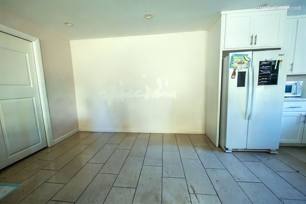 2409 N Wilmington Ave ##1 - Photo 6 of 12