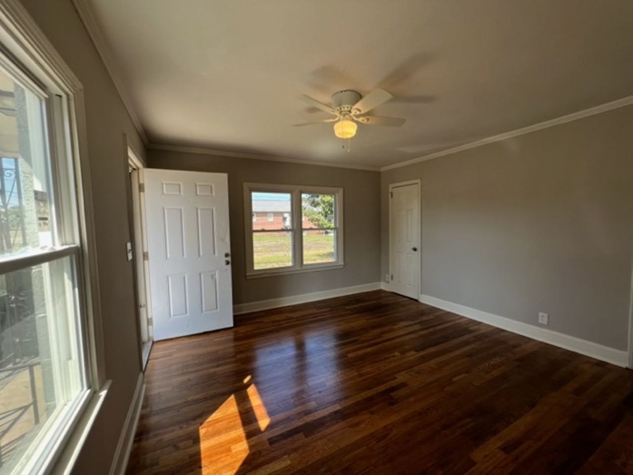 801 E Poinsett Street Ext - Photo 3 of 15