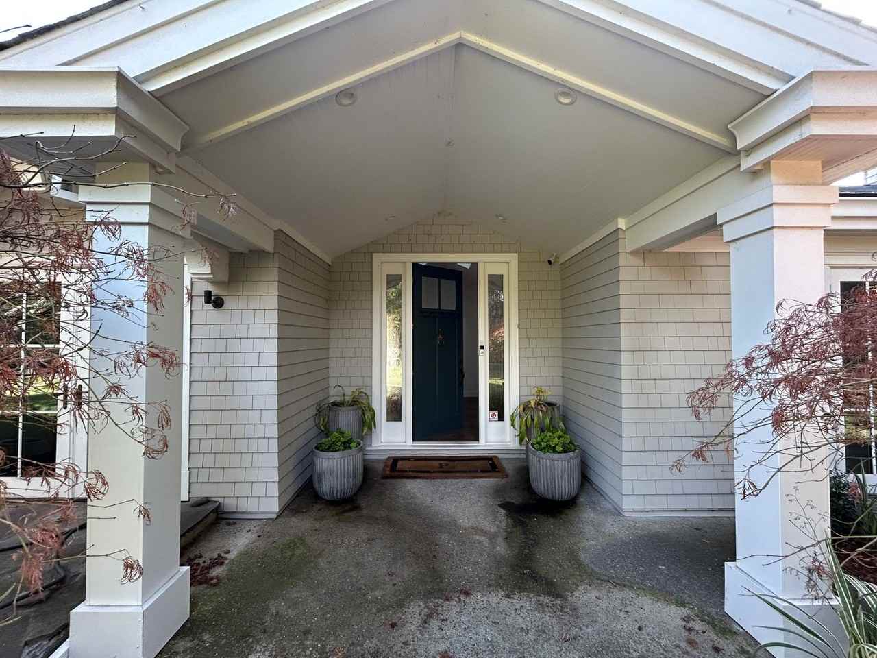 11 Sky Ter - Photo 4 of 50