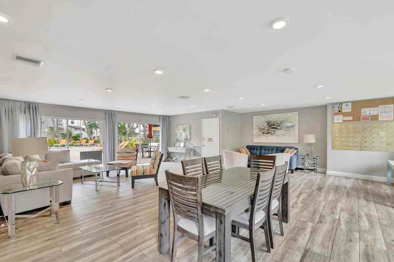 2121 South Ocean Boulevard - Photo 5 of 8