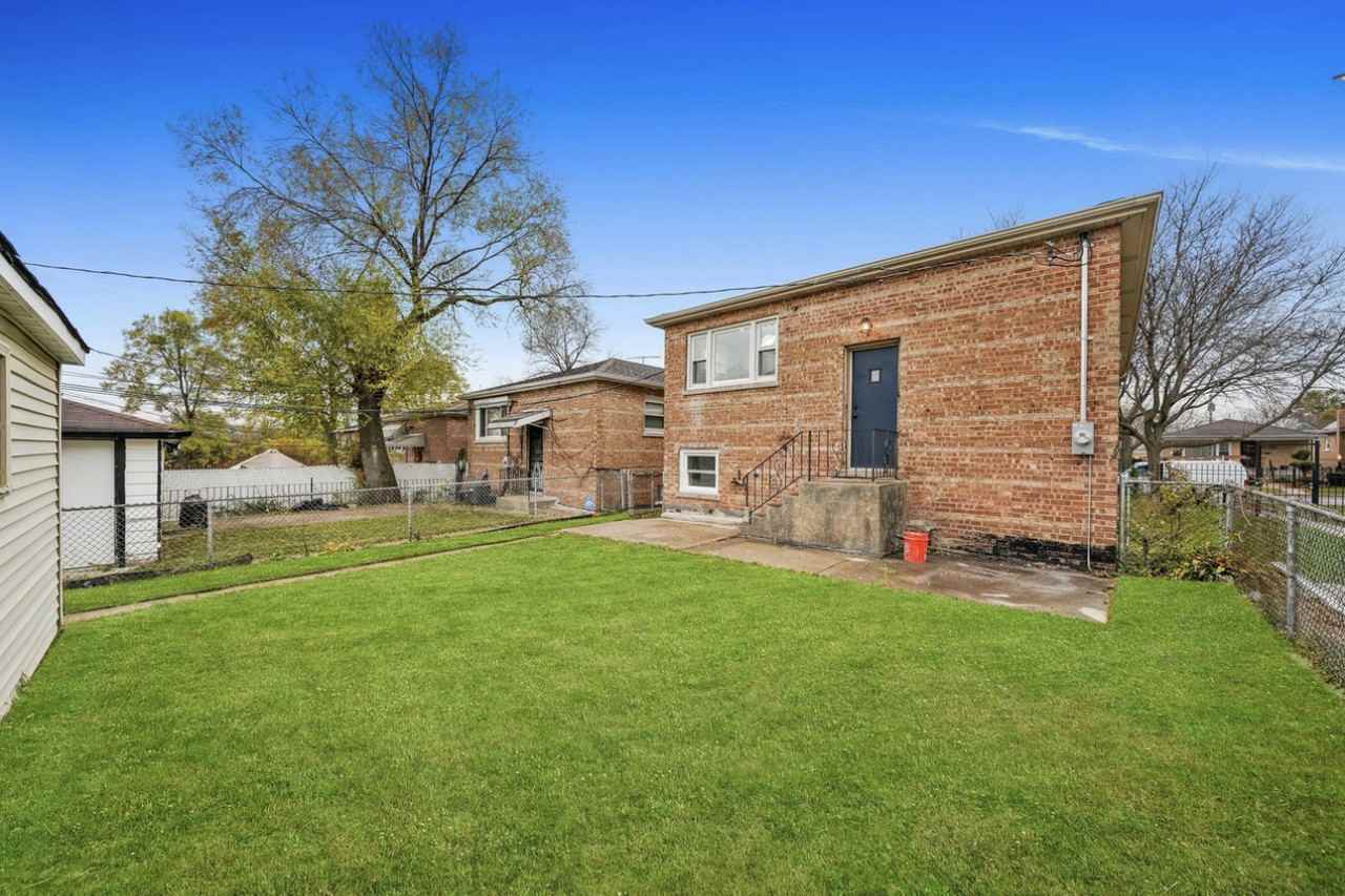 9347 S Luella Ave #NA - Photo 5 of 18