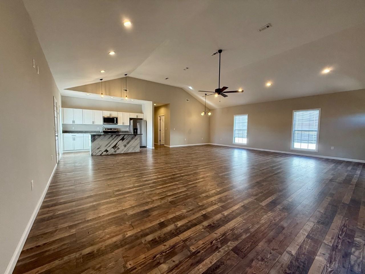 144 Gerald Bryant Rd - Photo 3 of 20