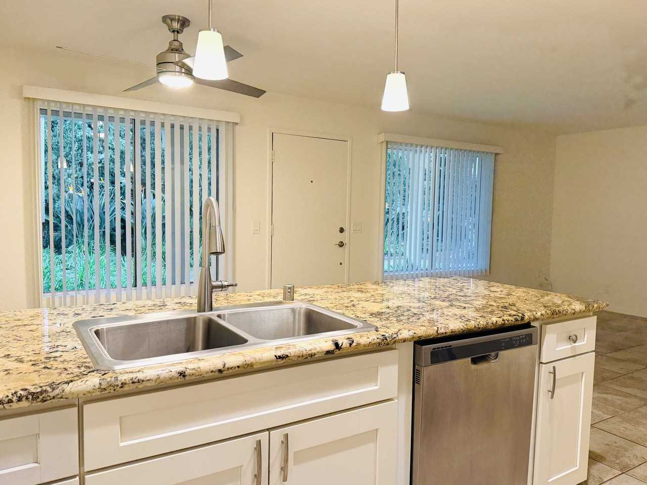 369 Avocado St #C - Photo 3 of 7