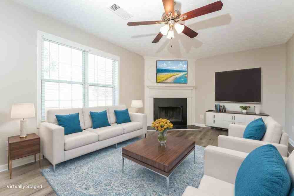 2249 Ligney Creek Ln - Photo 4 of 20