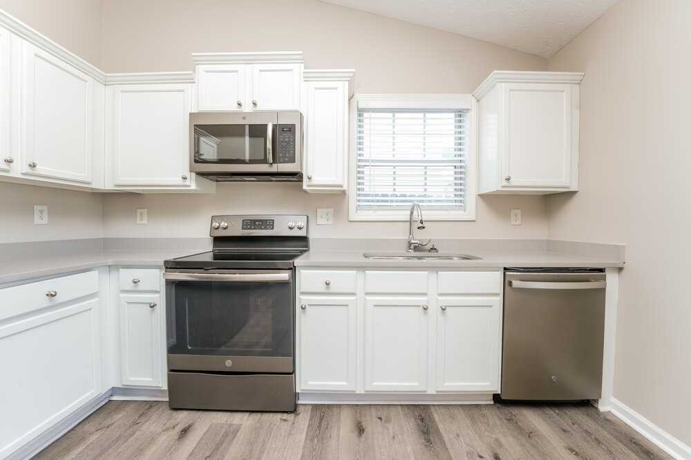 2249 Ligney Creek Ln - Photo 7 of 20