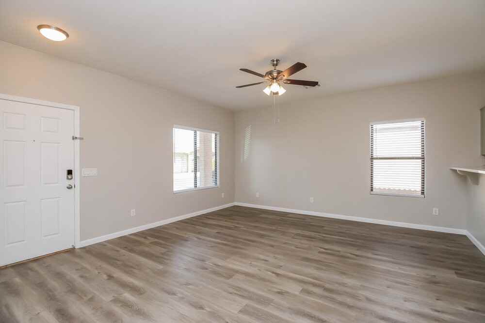 2593 S Powell Rd - Photo 6 of 16