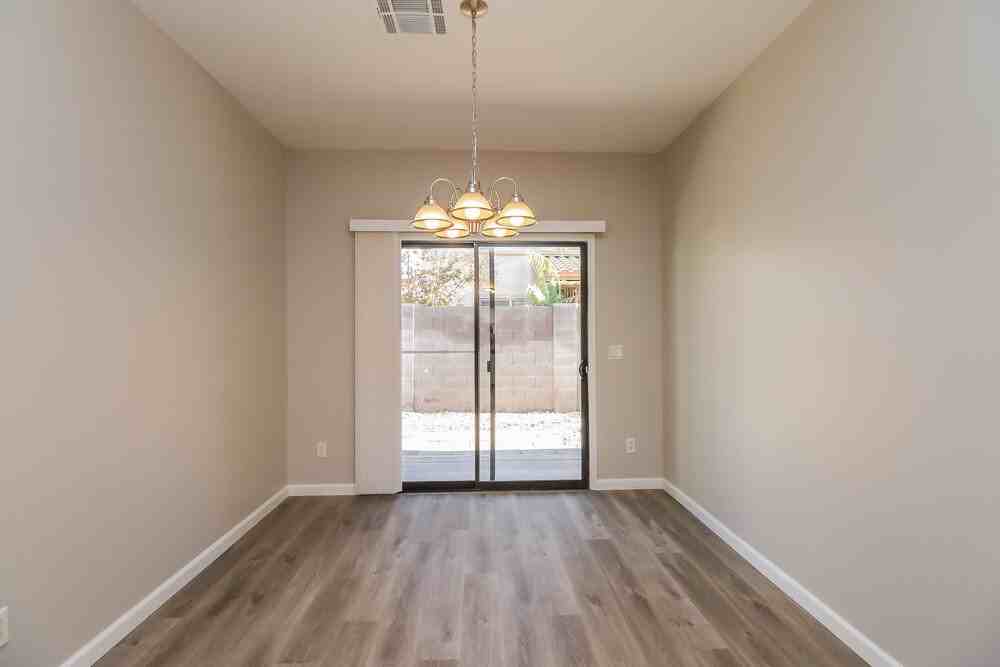 2593 S Powell Rd - Photo 7 of 16