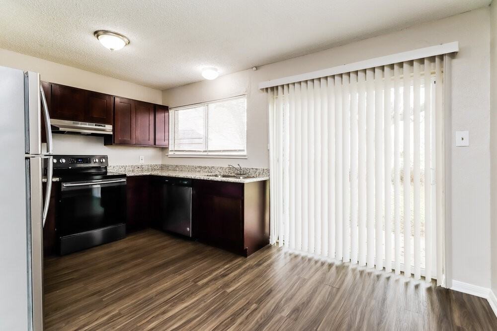 7218 Wren Cir - Photo 6 of 16