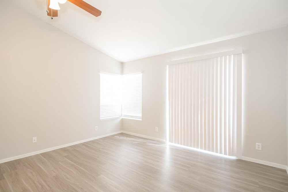 3207 W Verde Way - Photo 3 of 15