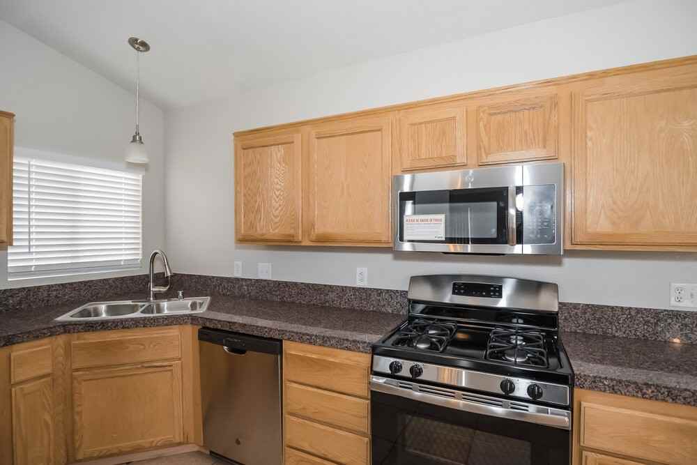 3207 W Verde Way - Photo 5 of 15