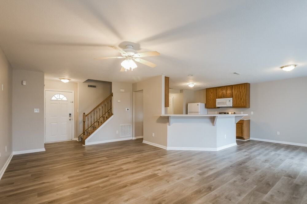 443 Grabill Dr - Photo 5 of 17