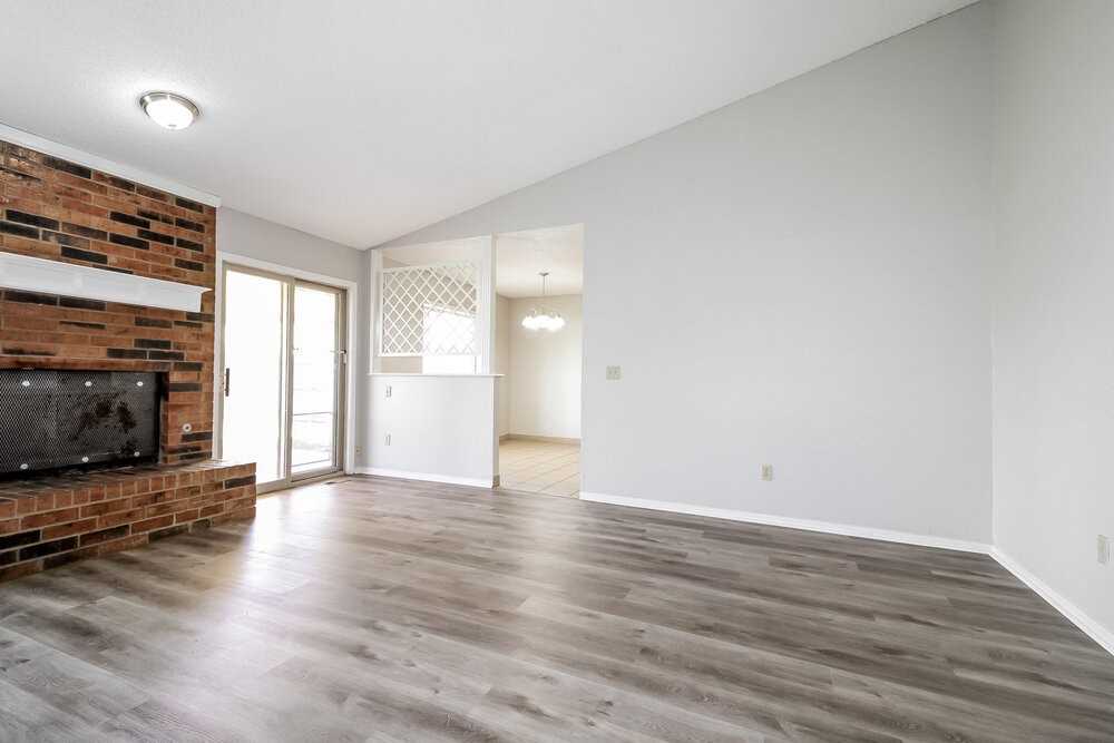 1353 Oswego Dr - Photo 5 of 21