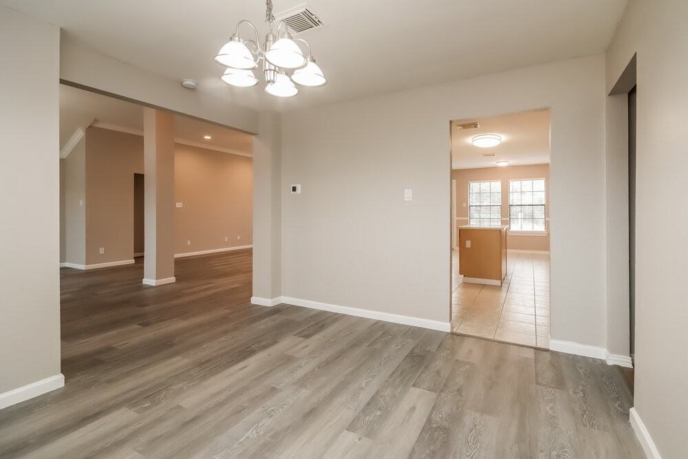 410 Wisdom St - Photo 6 of 16